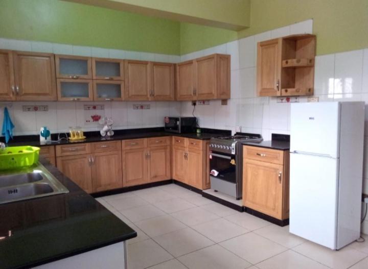 Palatine Apartments Makindye Kizungu, Kampala Extérieur photo