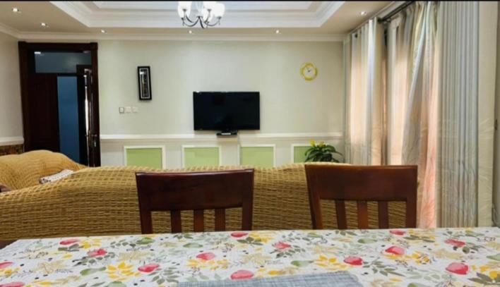Palatine Apartments Makindye Kizungu, Kampala Extérieur photo